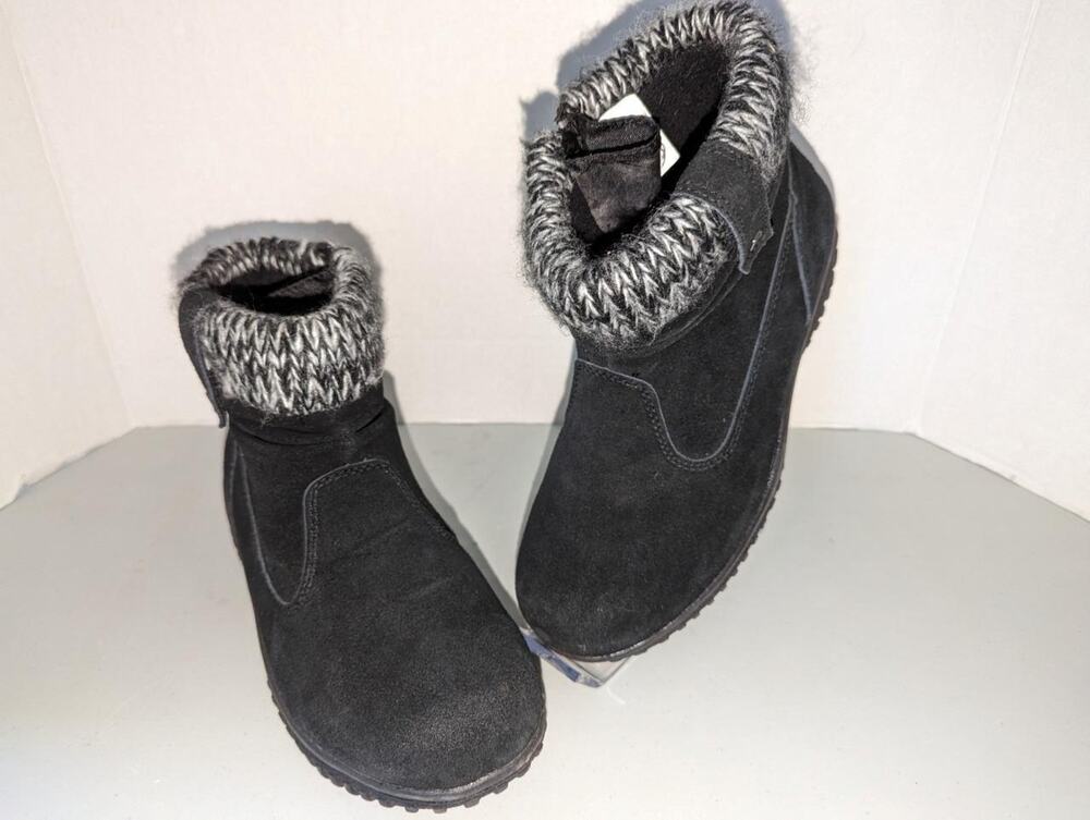 Khombu Laura Boots Size 6 M Black Suede Women's -0823T10